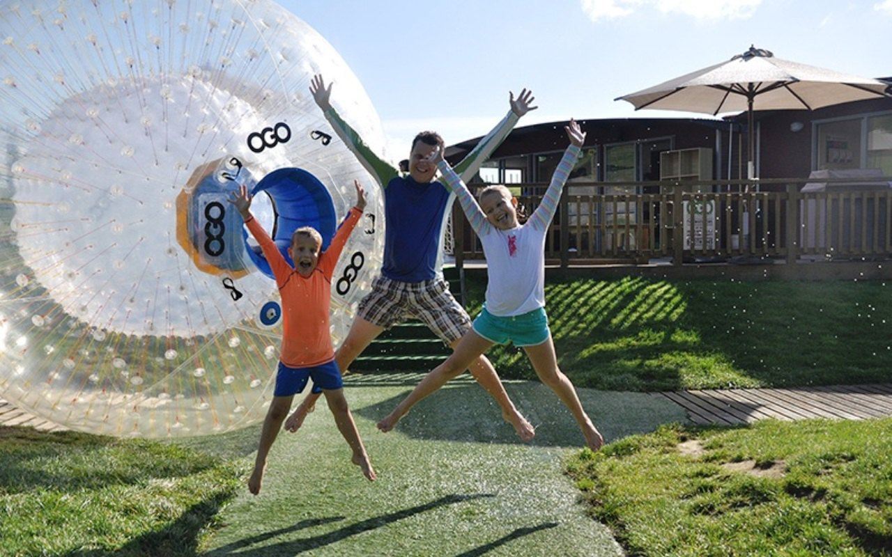 奥克兰+罗托鲁瓦+基督城8日跟团游(4钻)·南极中心\/观星\/悠波球\/农庄体验-【携程旅游】