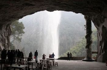 目的地 中国 浙江 温州 永嘉 楠溪江 景点 龙瀑仙洞