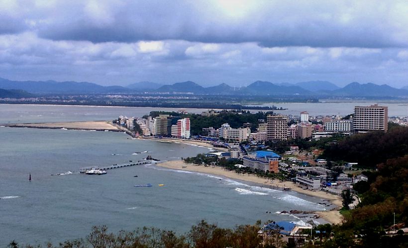 广东那些被遗忘的沙滩沙扒湾-月亮湾 - 阳西游记攻略【携程攻略】