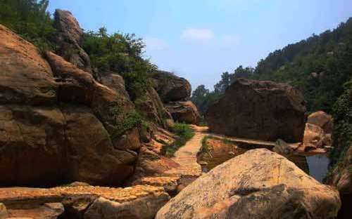 门票 江苏景点门票  连云港景点门票 >东磊景区     类型:山岳