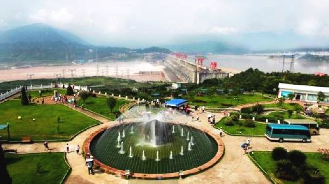 宜昌和襄阳gdp_宜昌襄阳牛肉面(3)