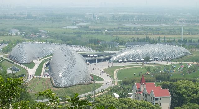 上海辰山植物园位于上海市松江区佘山旅游度假区内,是市,
