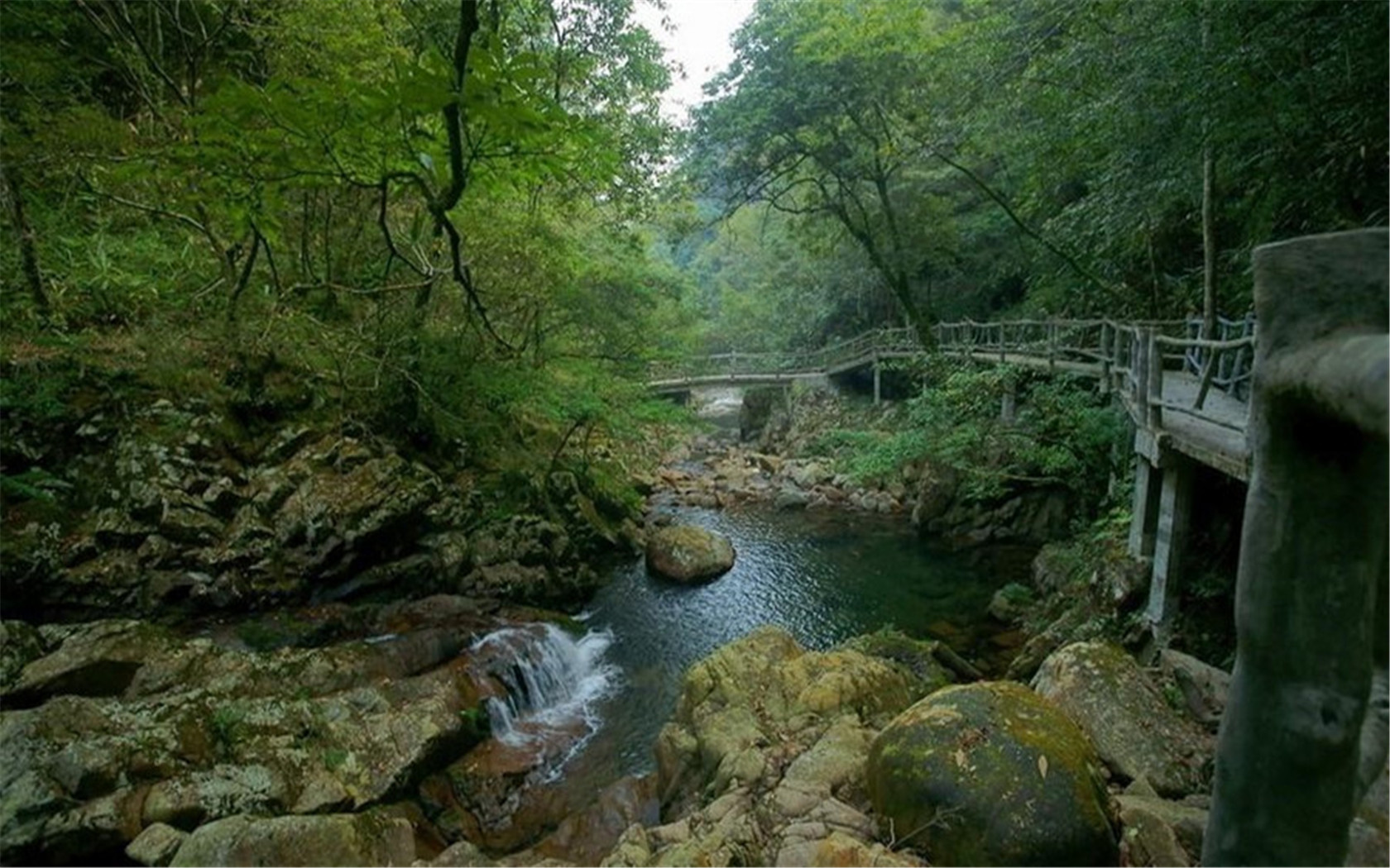 黄岗山大峡谷