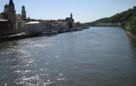 维也纳多瑙岛天气预报,历史气温,旅游指数,多瑙