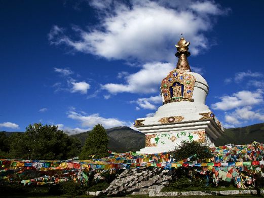 木格措 七色海 杜鹃峡 金刚寺 跑马山 药池沸泉 雅哈景区 芳草坪 康定