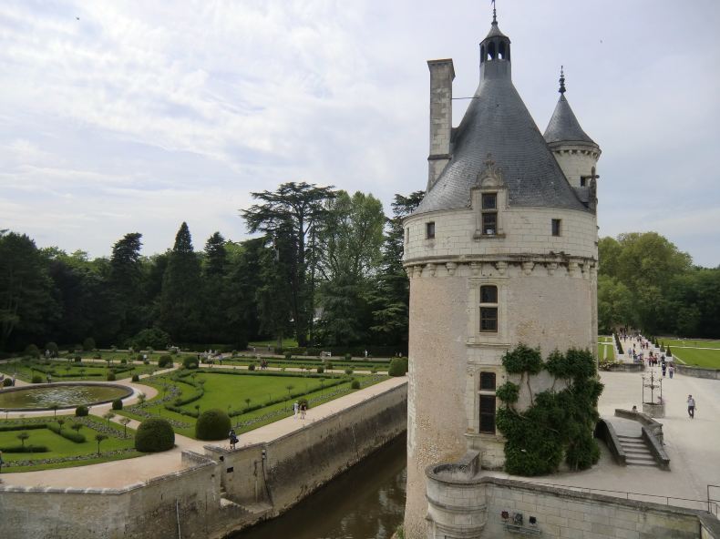 法国-安道尔-西班牙16日游(2)- 卢瓦尔河谷地区