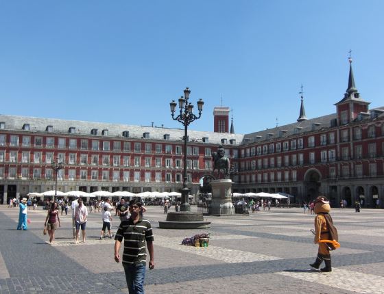 充满生活气息的马德里太阳门广场 - 马德里游记