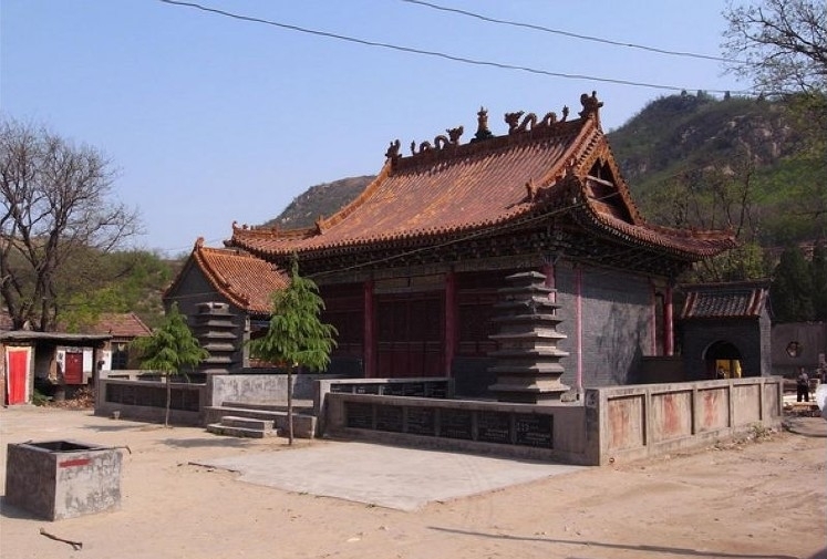 灵泉寺万佛沟 (2).jpg