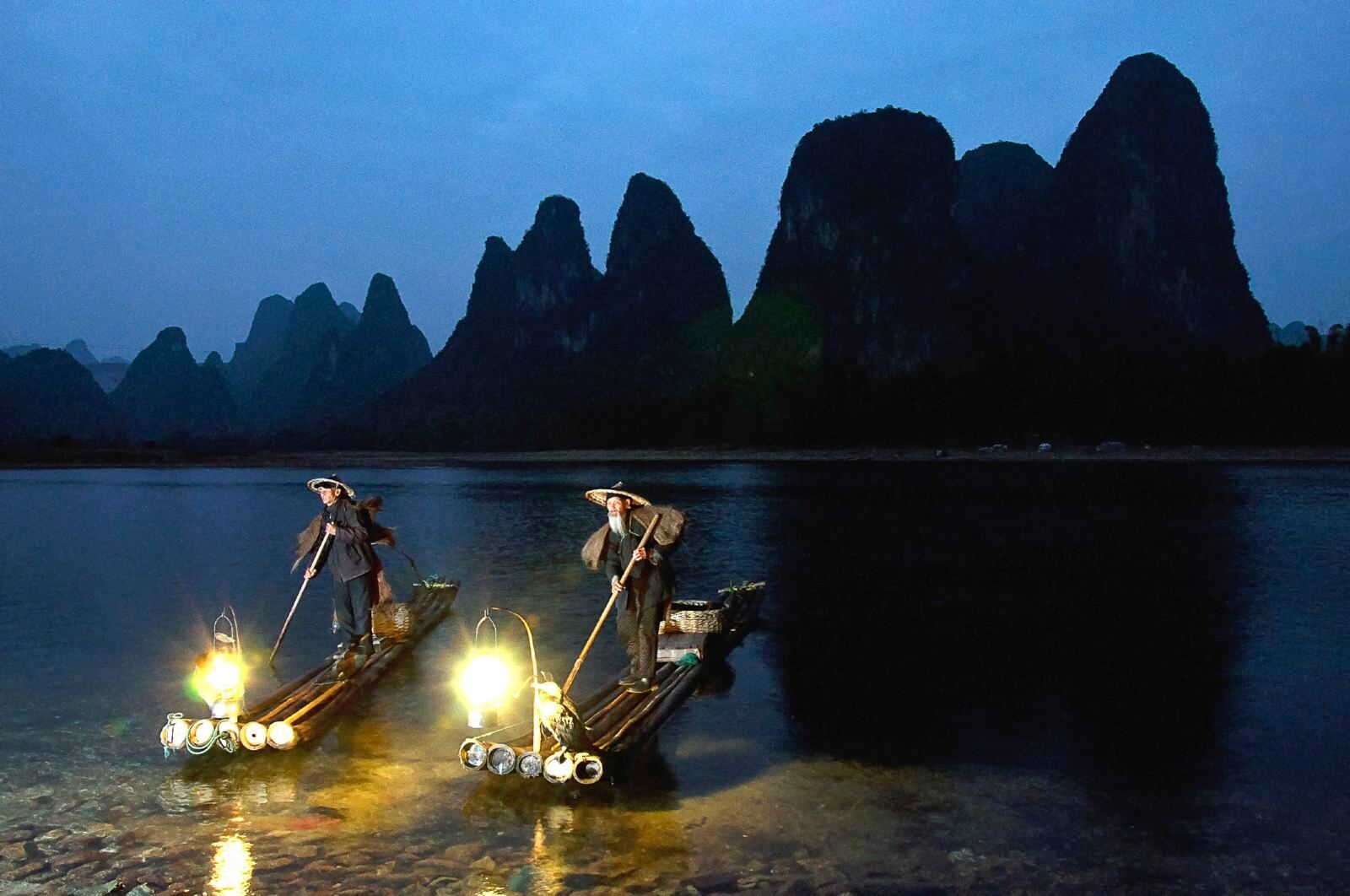 桂林+漓江+阳朔+冠岩4日跟团游(4钻)·一价全包豪华团减价不减质-【携程旅游】