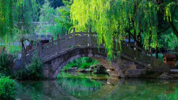 黄龙洞