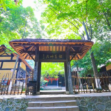 中国唐城+襄阳古城+古隆中一日游【私家团/打卡古军事建筑】