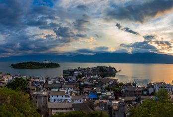 洱海生态廊道+喜洲+双廊+理想邦一日游【环洱海拼车游】【01.[精细规划]带您游玩，以自由的形式旅游】