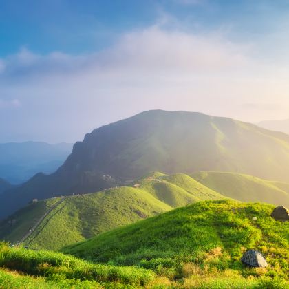 萍乡+萍乡武功山风景区一日游【登高山草甸、观云海、看草原】