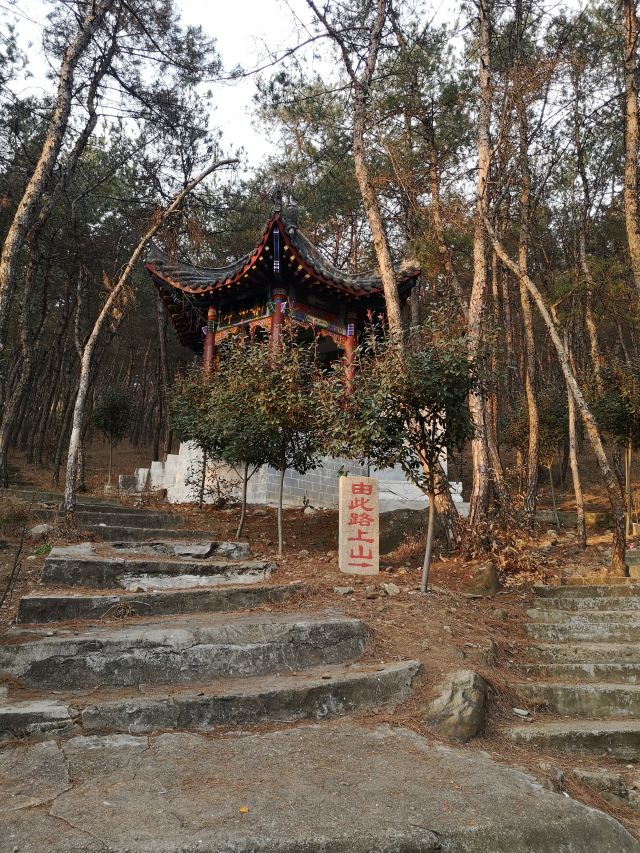 襄阳唐梓山风景区攻略,襄阳唐梓山风景区门票/游玩攻略/地址/图片