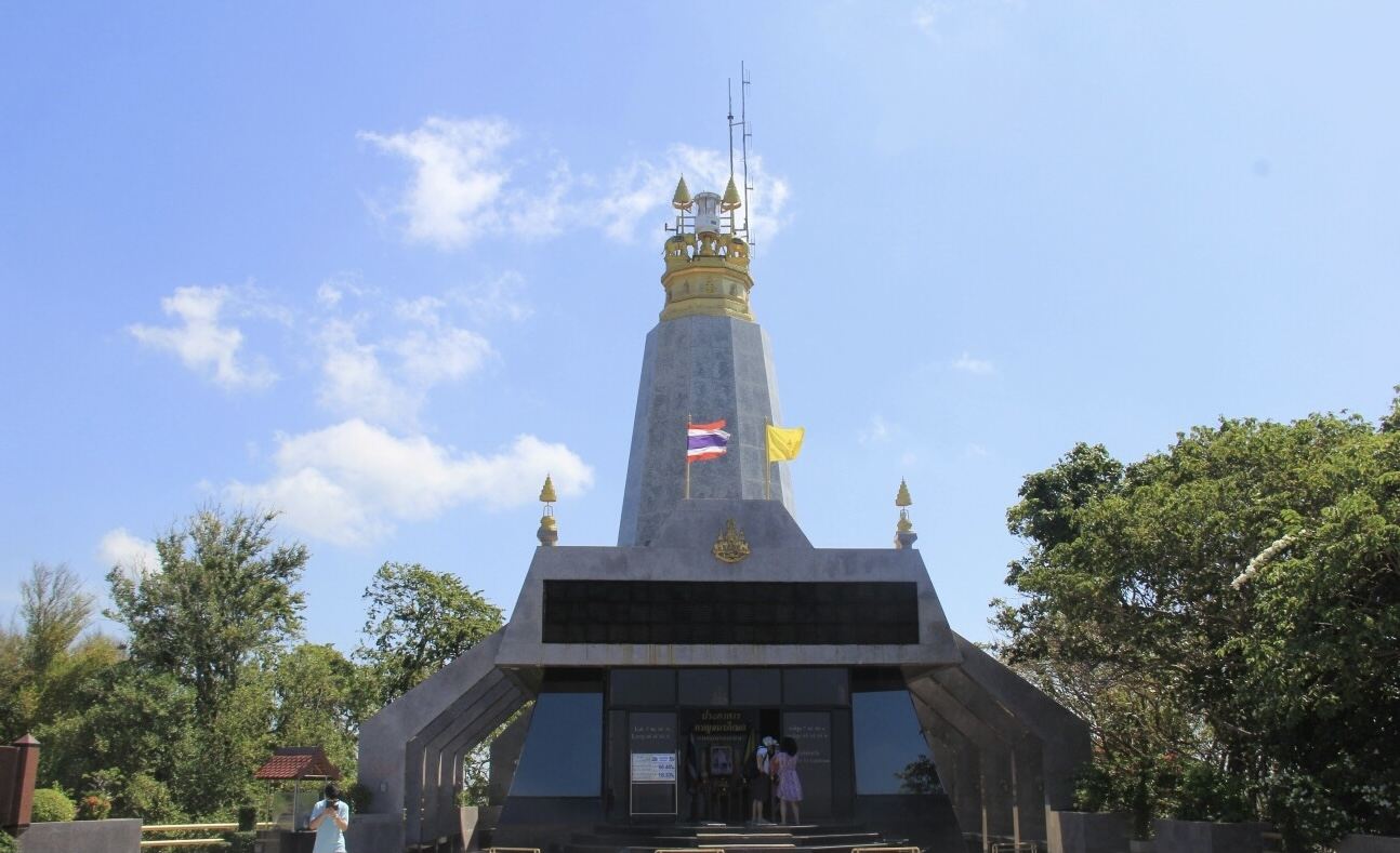 泰国普吉岛 九世皇灯塔