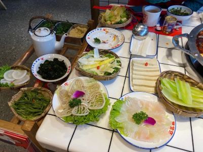 【攜程美食林】西安賢合莊滷味火鍋(大唐不夜城店)附近景點,賢合莊