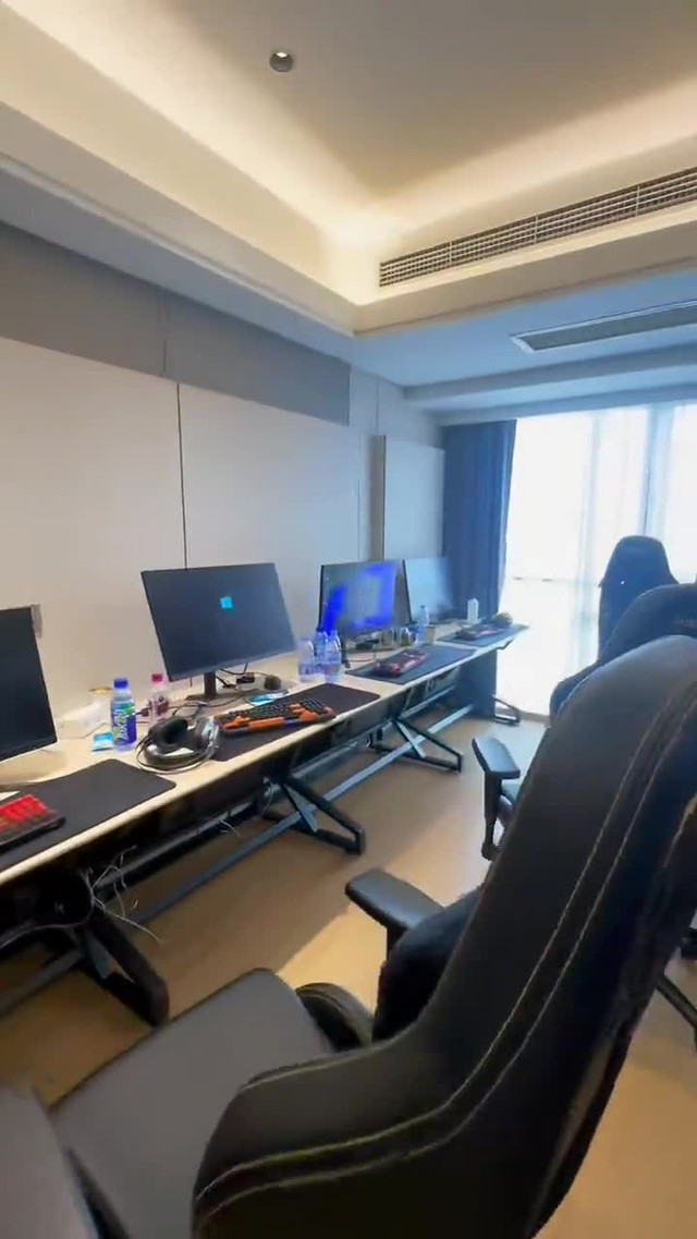 别问开这多少钱问问青春多少年