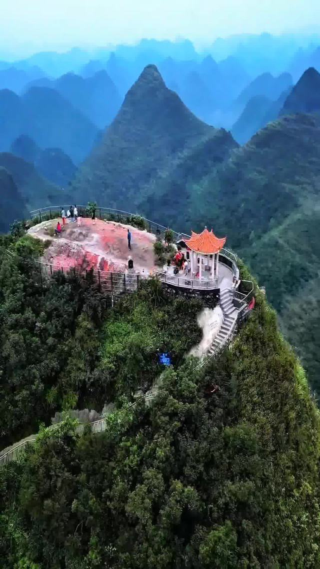 走进清远阳山,领略广东万峰之王,靘雾山,这条开车直达的山路十八弯,你
