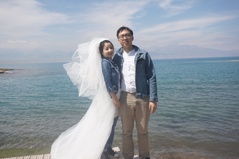 伊犁婚纱照_婚纱照大画幅图片伊犁(3)