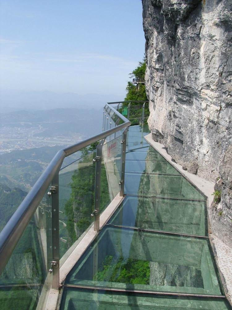 天門山玻璃棧道