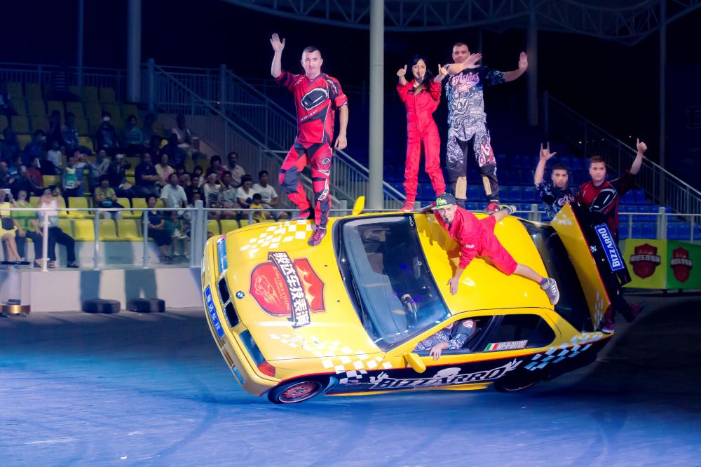 三亚骏达车技表演