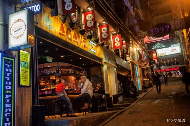 Best Bar Street in Hong Kong: Lan Kwai Fong travel notes and guides