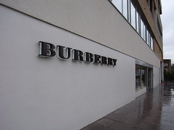 burberry canada stores