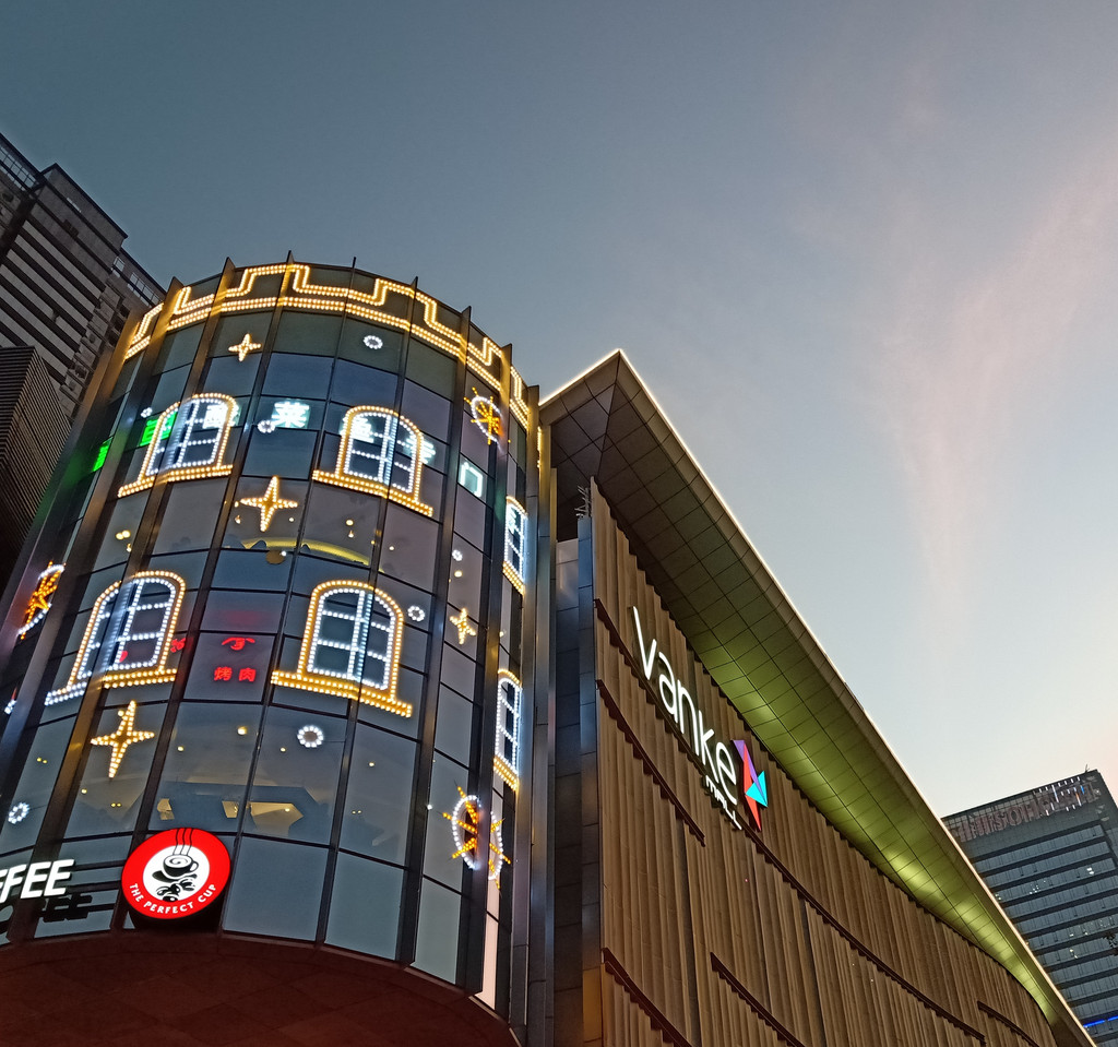 在深圳……怎么过周末——龙岗万科广场