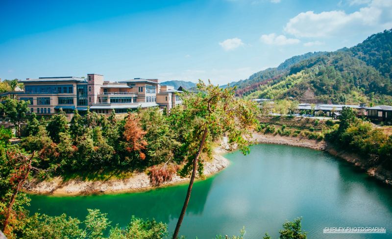 首发【亲子旅行|千岛湖】千屿千寻,带你来看一城山色半城湖