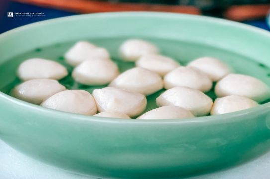 清汤鱼圆,鱼圆一口咬上去q弹柔滑,手打无疑.