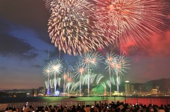 携程攻略 神户みなとこうべ海上花火大会 花火サポーター席 团购 みなとこうべ海上花火大会 花火 サポーター席 周边住宿 美食 餐馆 门票团购 促销 打折 优惠券