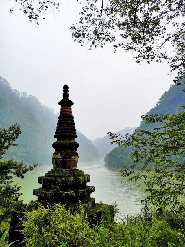 洪雅槽渔滩千塔佛国攻略,洪雅槽渔滩千塔佛国门票/游玩攻略/地址/图片