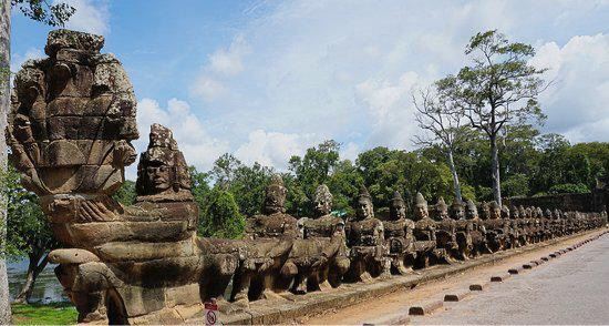 吴哥王城胜利门