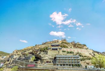 延安宝塔山+杨家岭+革命纪念馆+枣园旧址  市区一日活动【延安当地旅行社，一手地接 ，让您放心选择，安心出游】