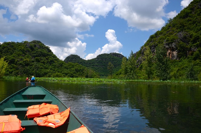 布宜松林湖景区