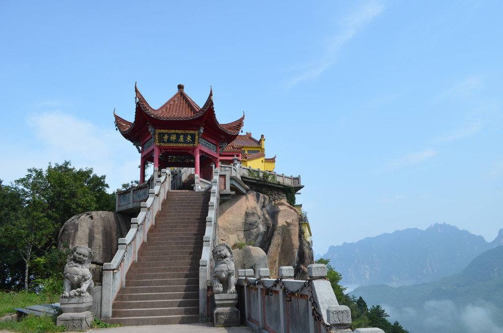 安徽九华山东崖禅寺