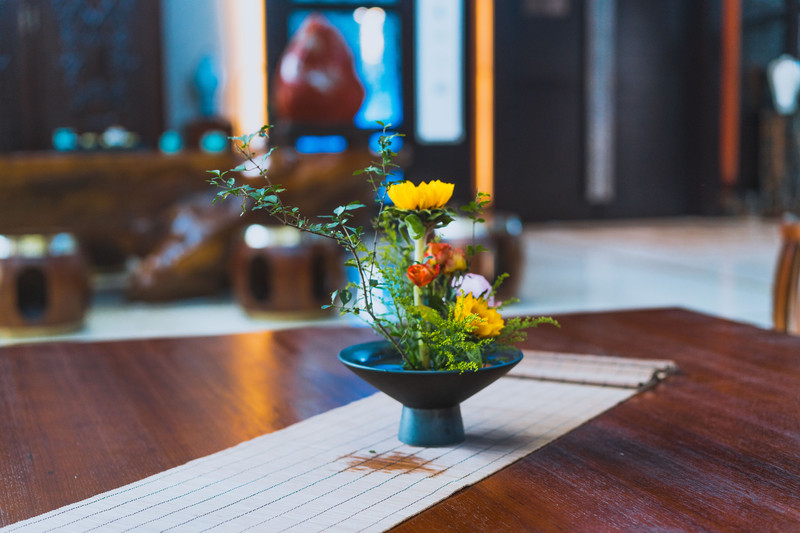 怎么选择适合自己的香味 100i0z000000nh8mi4062_R_800_10000_Q90.jpg?proc=autoorient