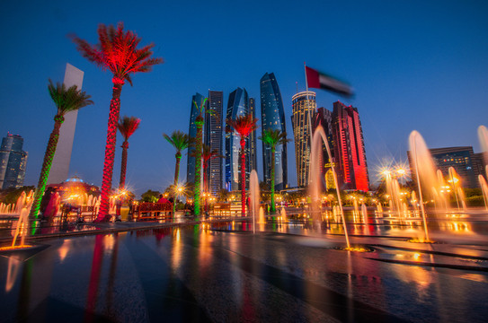 探索未知的阿布扎比,追逐一场5日非凡之旅