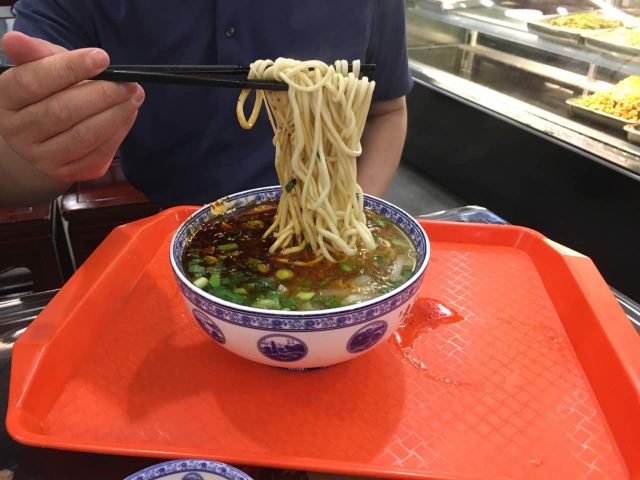 杭州东方宫中国兰州牛肉拉麺 杭州旗舰店 攻略 东方宫中国兰州 牛肉拉麺 杭州旗舰店 套餐 特色菜品推荐 菜单 人均消费 电话 地址 菜系 点评 营业时间 餐厅介绍 哪个菜好吃 携程美食