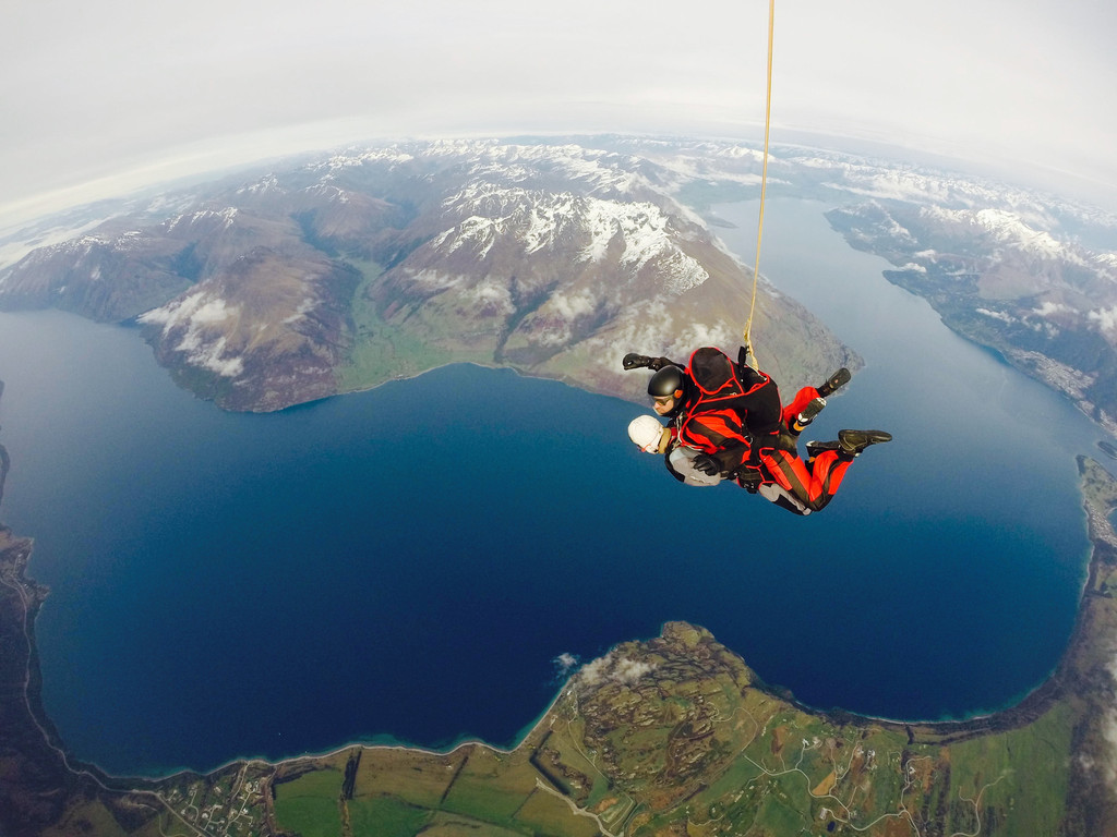 nzone skydive皇后镇高空跳伞