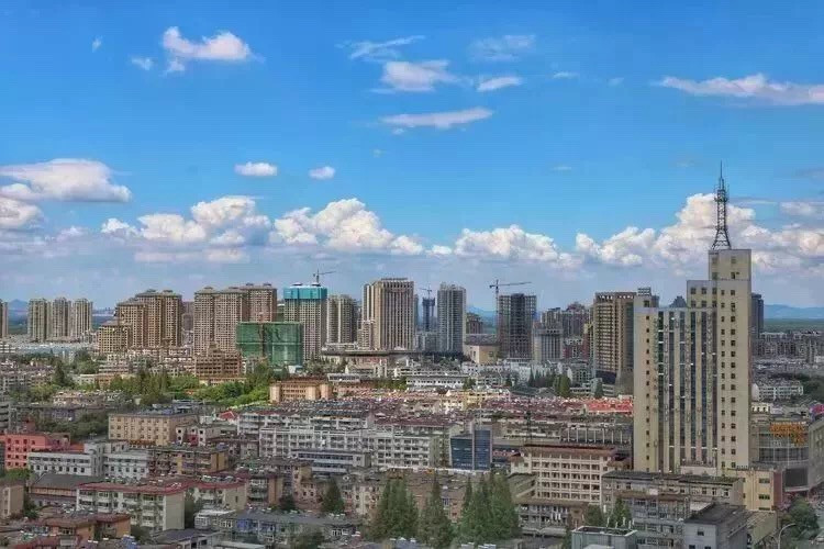 池州市人口有多少_安徽16市2018年第一季度GDP曝光 合肥竟然排在...(2)