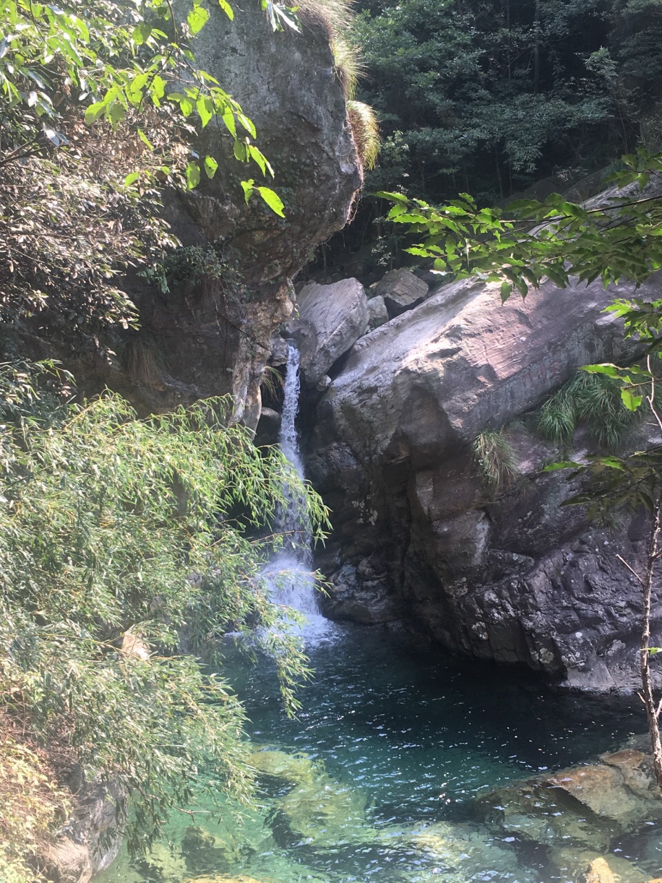 庐山风景名胜区 鄱阳湖二日游 三叠泉瀑布龙宫洞李白双瀑 千年书院 船游鄱阳湖 赠茶 线路推荐 携程玩乐