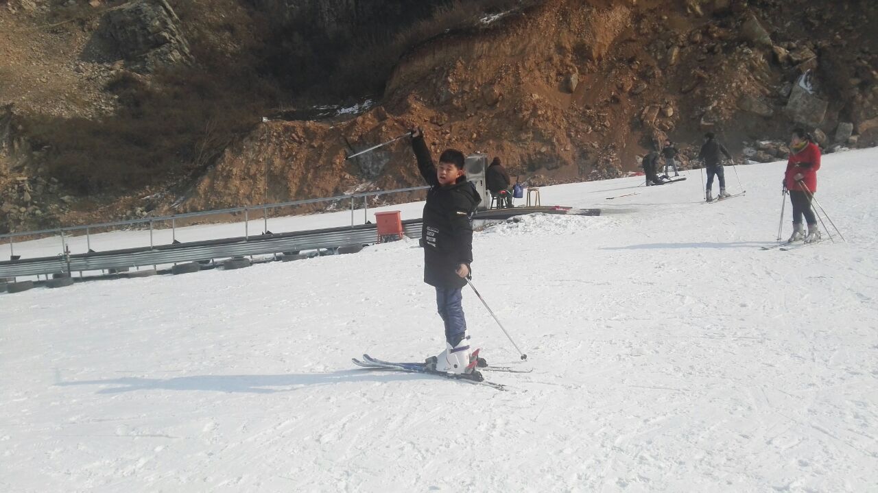 青龙峪高山滑雪场