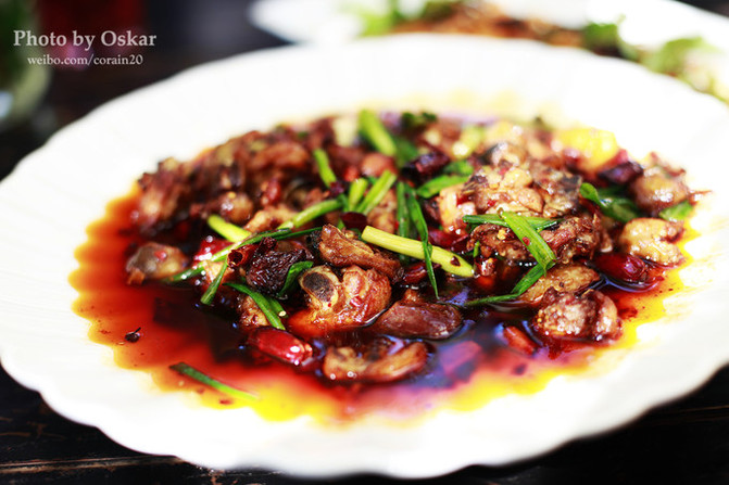 金雞飯店 黃燜雞,算是雲南特色菜了,來了還是要嘗一下的.