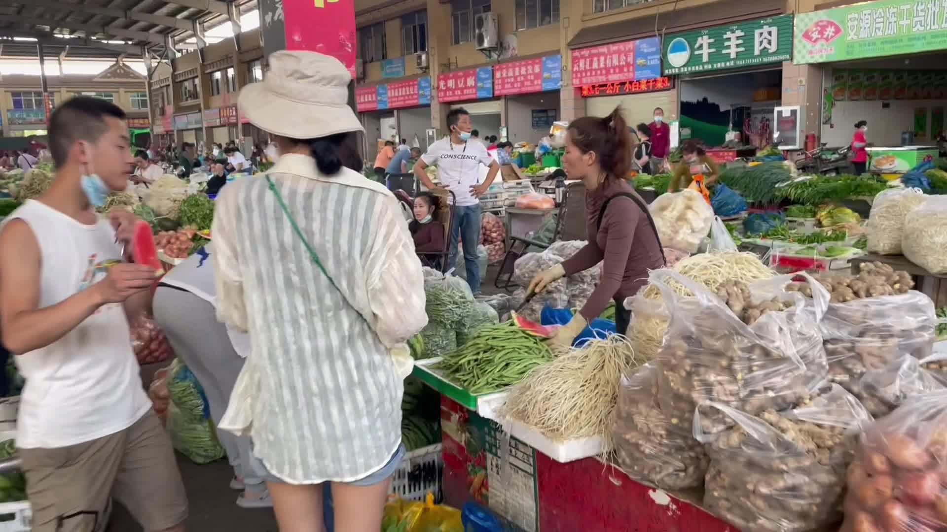 去批发市场买东西