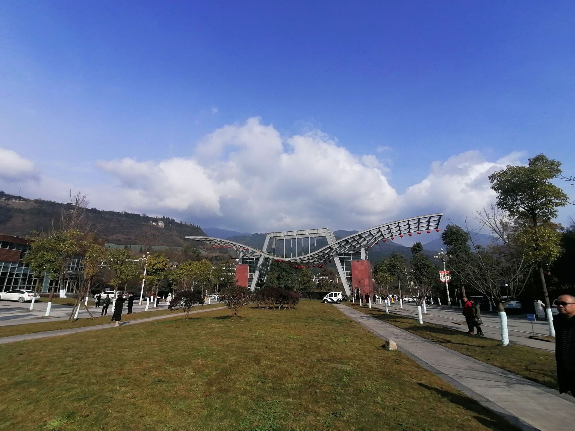 阿坝师范学院-图书馆