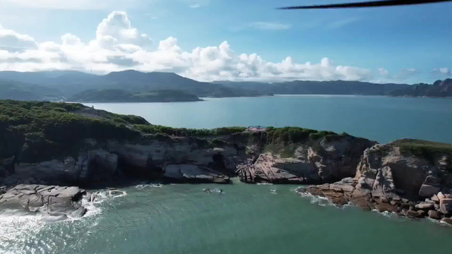 霞浦下尾屿海蚀洞图片