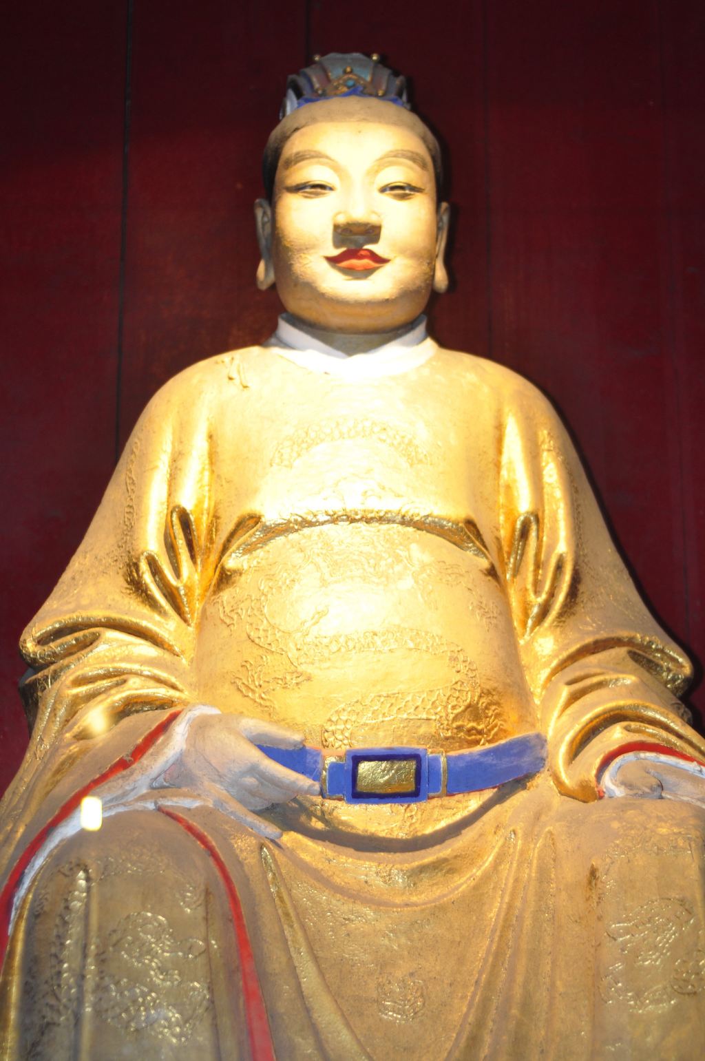 张飞雕像,眼瞪如铜铃,惟妙惟肖