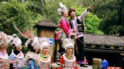 阳朔蝴蝶泉三月三 (3).jpg