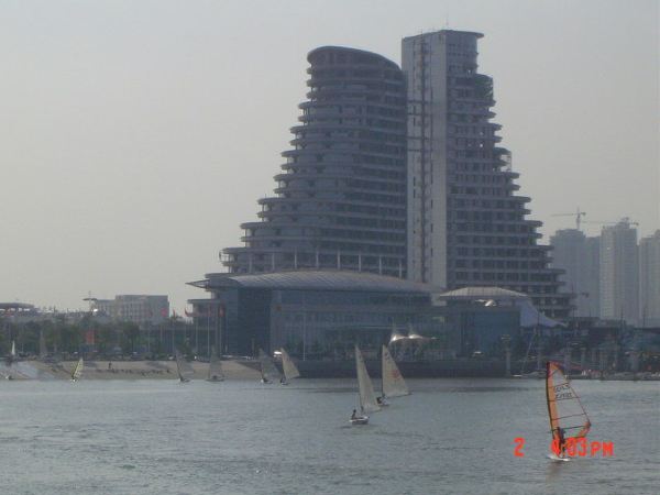CghzfVUfOqCAf7-cAADKvfO-2ZY880_C_600_10000.jpg